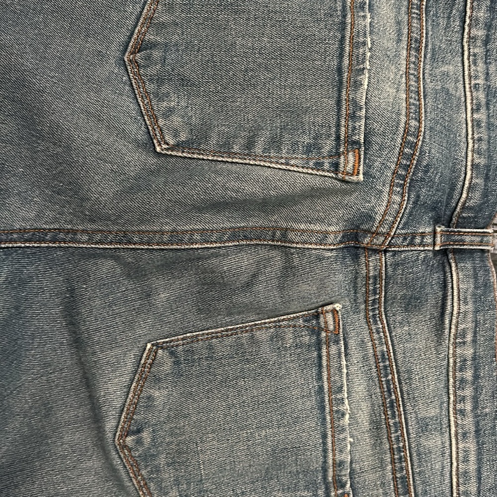 J Brand- size 27-Cropped Ellis- - Picture 3 of 4